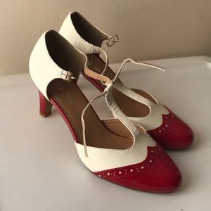 Cute Retro Heels (Like New)